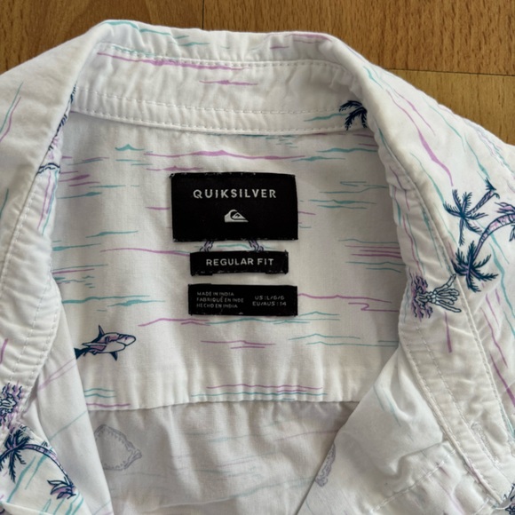 Boys Large (size 14) collared button downn - Picture 6 of 6